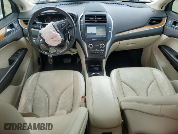 2016 Lincoln MKC Reserve with VIN 5LMCJ3D98GUJ04364, listed as a Copart auction lot 49130795 with 92,822 mi miles and Salvage title. Bid and sale history available at DreamBid. Image 8.