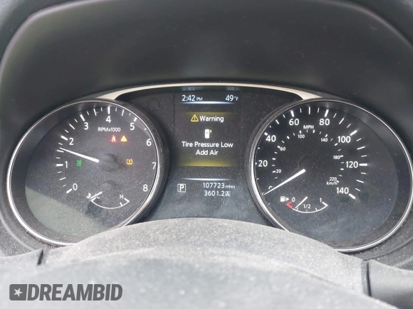 2014 Nissan Rogue SV with VIN 5N1AT2MV5EC776722, listed as a IAAI auction lot 42005088 with 107,723 mi miles. Bid and sale history available at carsss.com. Image 7.