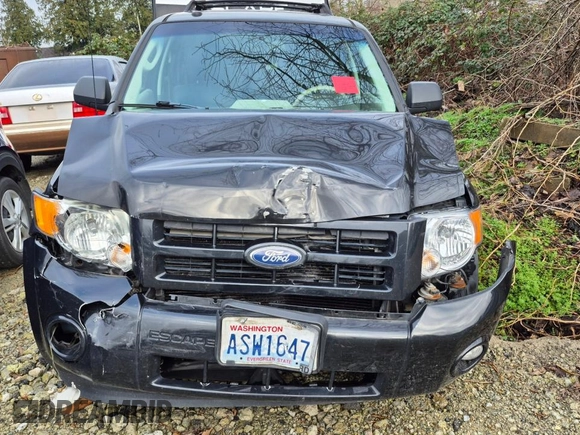 2011 Ford Escape Hybrid с VIN 1FMCU5K36BKB54964, выставлен на аукционе Copart как лот 82873554 с пробегом Не указан миль и Списание • Salvage title. История ставок и продаж доступна на DreamBid. Изображение 5.