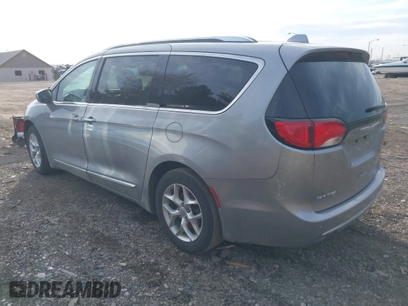 2018 Chrysler Pacifica Touring L Plus z VIN 2C4RC1EG7JR121562, wystawiony jako IAAI lot #41718473 z przebiegiem 105 808 mil mil oraz . Historia ofert i sprzedaży dostępna na DreamBid. Obrazek 3.