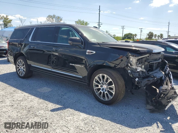 2025 GMC Yukon XL Denali with VIN 1GKS2JRL6SR170517, listed as a Copart auction lot 53795565 with 1,091 mi miles and Salvage Title. Bid and sale history available at carsss.com. Image 4.