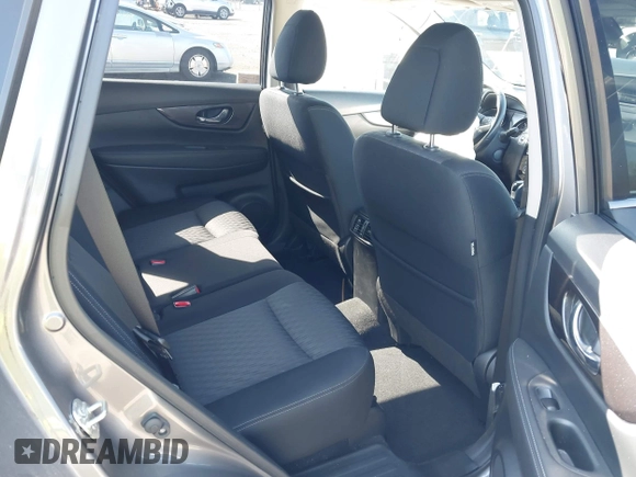 2019 Nissan Rogue SV with VIN JN8AT2MV2KW396353, listed as a IAAI auction lot 41936629 with 110,663 mi miles. Bid and sale history available at carsss.com. Image 8.