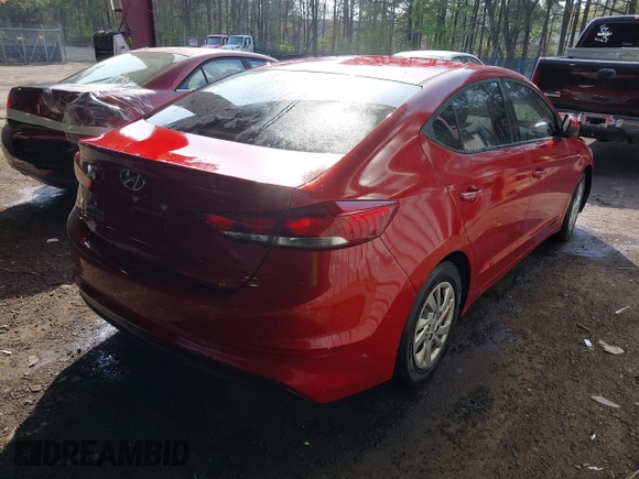 2018 Hyundai Elantra SE z VIN KMHD74LF9JU657311, wystawiony jako IAAI lot #41949915 z przebiegiem 82 174 mil mil oraz . Historia ofert i sprzedaży dostępna na DreamBid. Obrazek 4.