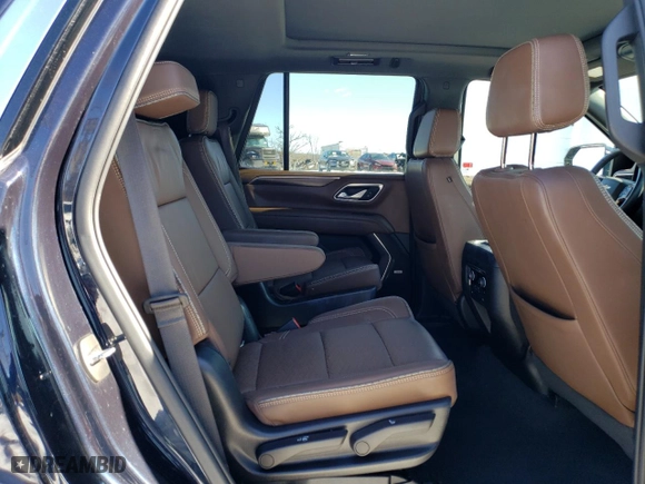2022 Chevrolet Tahoe High Country with VIN 1GNSKTKL2NR173072, listed as a Copart auction lot 46648215 with 29,592 mi miles and Salvage Title. Bid and sale history available at carsss.com. Image 10.
