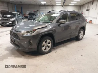 2021 Toyota RAV4 Hybrid XLE with VIN JTMRWRFV2MD125979, listed as a IAAI auction lot 41686695 with 79,737 mi miles. Bid and sale history available at carsss.com. Image 18.