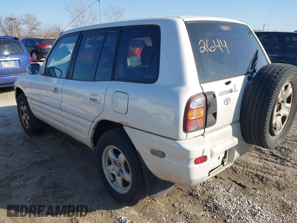 2000 Toyota RAV4 with VIN JT3GP10VXY7065795, listed as a IAAI auction lot 41792644 with 176,444 mi miles and . Bid and sale history available at DreamBid. Image 3.