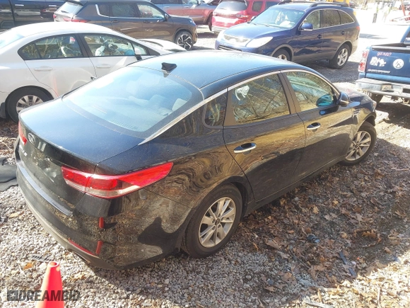 2017 Kia Optima LX with VIN KNAGT4L30H5150110, listed as a IAAI auction lot 41854437 with 25,061 mi miles. Bid and sale history available at carsss.com. Image 4.