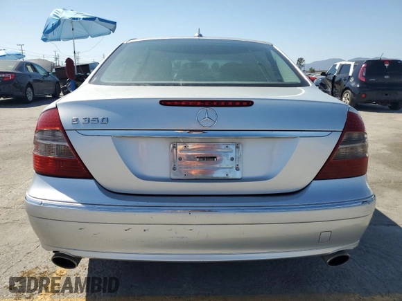 2008 Mercedes-Benz E 350 Luxury z VIN WDBUF56X08B230590, wystawiony jako Copart lot #58949345 z przebiegiem 179 449 mil mil oraz Szkoda całkowita • Salvage title. Historia ofert i sprzedaży dostępna na DreamBid. Obrazek 6.