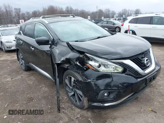 2018 Nissan Murano Platinum with VIN 5N1AZ2MH1JN185097, listed as a IAAI auction lot 41863439 with 140,784 mi miles and . Bid and sale history available at carsss.com. Image 1.