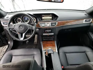 2015 Mercedes-Benz E-Class E 250 BlueTEC Luxury with VIN WDDHF0EB4FB143631, listed as a Copart auction lot 39428493 with 109,864 mi miles. Bid and sale history available at carsss.com. Image 8.