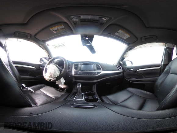 2019 Toyota Highlander SE with VIN 5TDJZRFH6KS716980, listed as a IAAI auction lot 42020293 with Not provided miles and . Bid and sale history available at DreamBid. Image 18.