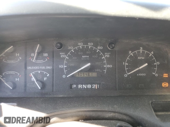 1995 Ford Bronco Eddie Bauer with VIN 1FMEU15N9SLA58190, listed as a Copart auction lot 47940965 with 290,948 mi miles and Clean title. Bid and sale history available at DreamBid. Image 9.