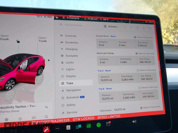 2024 Tesla Model Y Long Range with VIN 7SAYGDEE1RA266328, listed as a IAAI auction lot 40610351 with 13,573 mi miles. Bid and sale history available at carsss.com. Image 7.