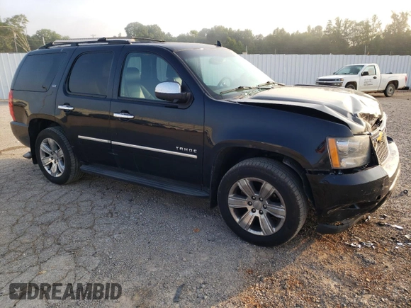 2014 Chevrolet Tahoe LTZ с VIN 1GNSKCE07ER137878, выставлен на аукционе Copart как лот 59905605 с пробегом 213 584 миль миль и Списание • Salvage title. История ставок и продаж доступна на DreamBid. Изображение 4.