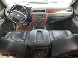 2009 Chevrolet Silverado 1500 LTZ with VIN 1GCEK39069Z208171, listed as a Copart auction lot 84343144 with 269,210 mi miles and Salvage Title. Bid and sale history available at carsss.com. Image 8.