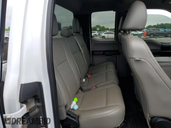 2017 Ford F-150 XL z VIN 1FTFX1EFXHKC26040, wystawiony jako Copart lot #55594585 z przebiegiem 76 490 mil mil oraz Szkoda całkowita • Salvage title. Historia ofert i sprzedaży dostępna na DreamBid. Obrazek 10.