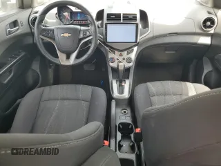 2015 Chevrolet Sonic LT z VIN 1G1JC5SHXF4108194, wystawiony jako Copart lot #54174955 z przebiegiem 146 443 mil mil oraz Szkoda całkowita • Salvage title. Historia ofert i sprzedaży dostępna na DreamBid. Obrazek 8.
