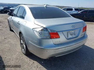 2009 Hyundai Genesis with VIN KMHGC46F79U044149, listed as a IAAI auction lot 41928446 with 245,061 mi miles. Bid and sale history available at carsss.com. Image 3.