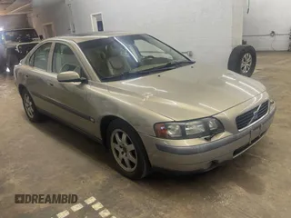 2004 Volvo S60 with VIN YV1RH59H042394920, listed as a Copart auction lot 83572644 with 131,007 mi miles and Clean Title. Bid and sale history available at carsss.com. Image 1.