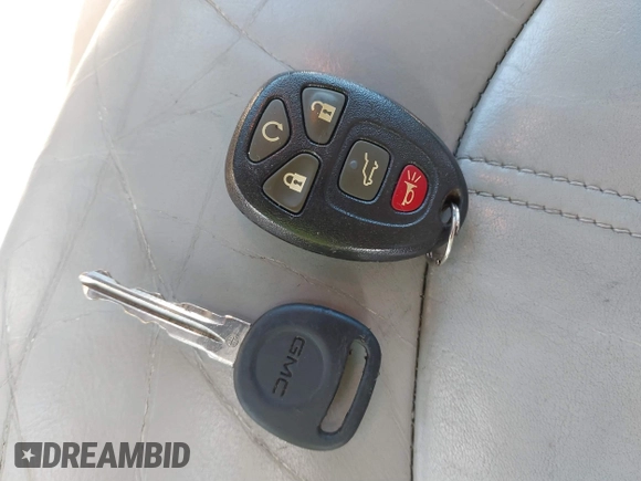 2010 GMC Acadia SLT2 с VIN 1GKLVNEDXAJ178747, выставлен на аукционе IAAI как лот 40678809 с пробегом 180 520 миль миль и . История ставок и продаж доступна на DreamBid. Изображение 11.