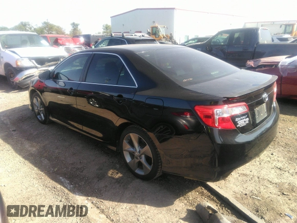 2014 Toyota Camry L with VIN 4T1BF1FKXEU397458, listed as a IAAI auction lot 41852126 with 122,075 mi miles. Bid and sale history available at carsss.com. Image 3.