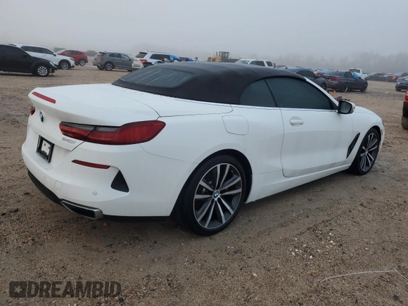 2020 BMW 8 Series 840i with VIN WBADZ2C01LBP65982, listed as a Copart auction lot 84462284 with 16,655 mi miles and Non Repairable. Bid and sale history available at carsss.com. Image 3.
