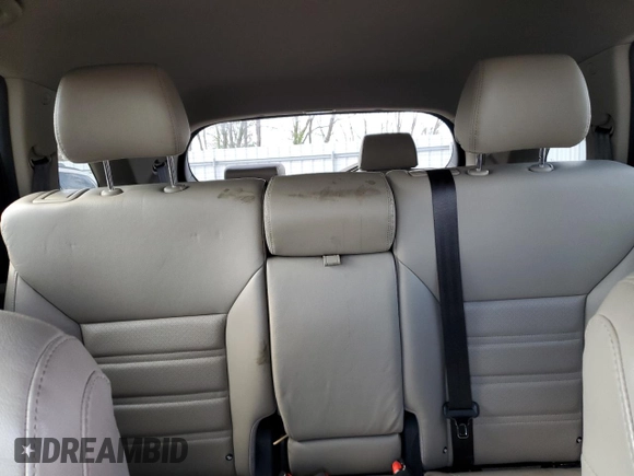 2019 Kia Sorento EX z VIN 5XYPHDA54KG533829, wystawiony jako Copart lot #52804435 z przebiegiem 121 139 mil mil oraz Szkoda całkowita • Salvage title. Historia ofert i sprzedaży dostępna na DreamBid. Obrazek 10.