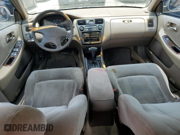 2000 Honda Accord SE with VIN 1HGCG5673YA077673, listed as a Copart auction lot 57555835 with 215,975 mi miles and Non repairable. Bid and sale history available at DreamBid. Image 8.