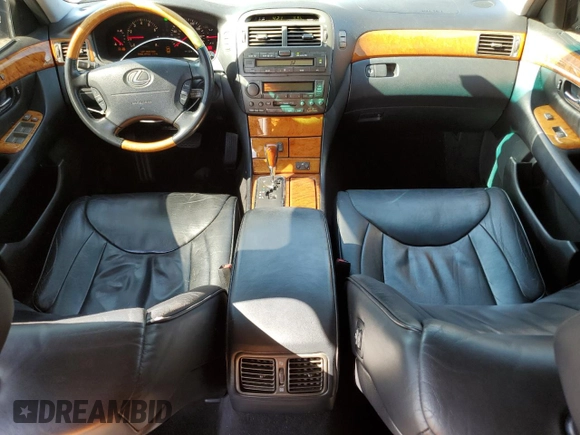 2001 Lexus LS 430 z VIN JTHBN30F710029902, wystawiony jako Copart lot #55810405 z przebiegiem 234 143 mil mil oraz Czysty tytuł • Clean title. Historia ofert i sprzedaży dostępna na DreamBid. Obrazek 8.