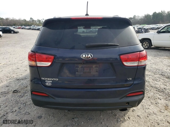 2016 Kia Sorento LX with VIN 5XYPG4A51GG094437, listed as a Copart auction lot 47689655 with 200,291 mi miles and Salvage Title. Bid and sale history available at carsss.com. Image 6.