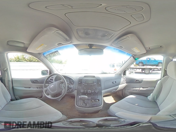 2006 Kia Sedona LX with VIN KNDMB233666057581, listed as a Copart auction lot 71027674 with 206,556 mi miles and Salvage Title. Bid and sale history available at carsss.com. Image 13.