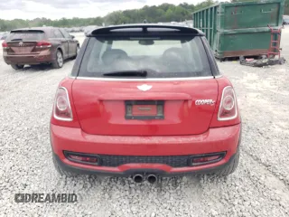 2013 MINI Hardtop S with VIN WMWSV3C58DT389460, listed as a Copart auction lot 54031105 with 59,645 mi miles and Salvage Title. Bid and sale history available at DreamBid. Image 6.