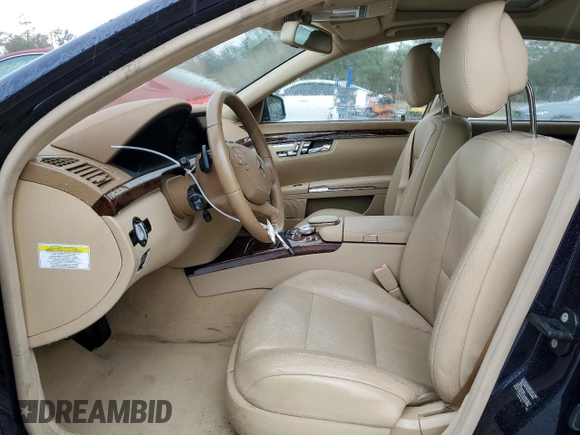 2010 Mercedes-Benz S 400 with VIN WDDNG9FB8AA306122, listed as a Copart auction lot 85679224 with 105,287 mi miles and Clean Title. Bid and sale history available at DreamBid. Image 7.