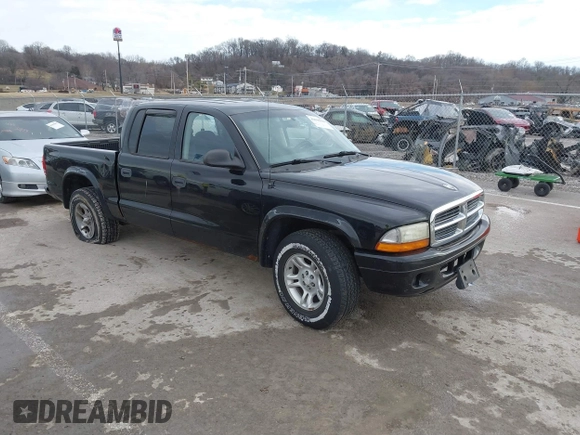 2004 Dodge Dakota Sport with VIN 1D7HL38N24S768283, listed as a IAAI auction lot 41635910 with 328,505 mi miles. Bid and sale history available at carsss.com. Image 1.