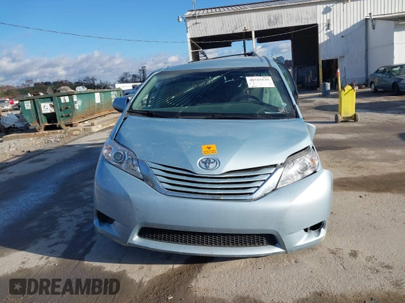2017 Toyota Sienna LE Auto Access Seat с VIN 5TDKZ3DC5HS834410, выставлен на аукционе IAAI как лот 40727535 с пробегом 64 374 миль миль и . История ставок и продаж доступна на DreamBid. Изображение 12.