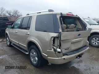 2005 Ford Explorer Limited with VIN 1FMZU75W55UA31984, listed as a IAAI auction lot 41527771 with 238,370 mi miles and . Bid and sale history available at DreamBid. Image 3.