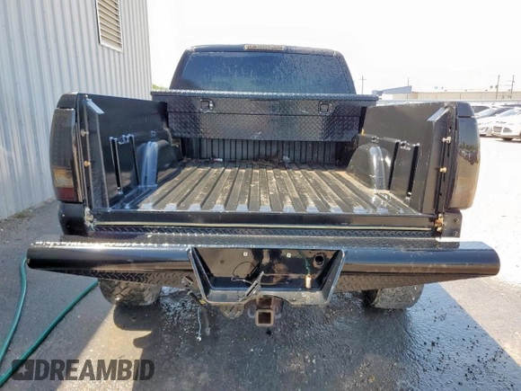 2002 Chevrolet Silverado 1500 LS with VIN 1GCEK19T12Z257038, listed as a Copart auction lot 56856265 with 205,764 mi miles and Clean Title. Bid and sale history available at DreamBid. Image 6.