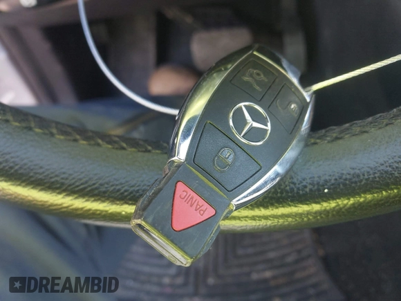 2009 Mercedes-Benz R 3.5L with VIN 4JGCB65E19A098277, listed as a IAAI auction lot 41999758 with 148,573 mi miles and . Bid and sale history available at DreamBid. Image 11.