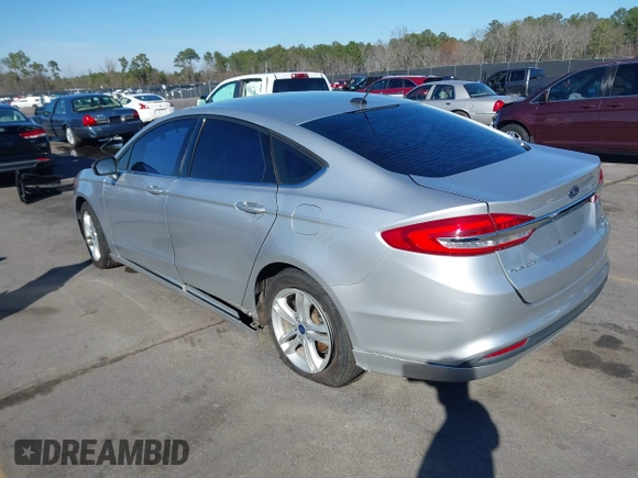 2018 Ford Fusion SE with VIN 3FA6P0HD1JR227721, listed as a IAAI auction lot 41587967 with 180,084 mi miles. Bid and sale history available at carsss.com. Image 3.