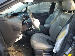 2016 Toyota Prius Four z VIN JTDKARFU1G3028550, wystawiony jako Copart lot #52156545 z przebiegiem 104 414 mil mil oraz Szkoda całkowita • Salvage title. Historia ofert i sprzedaży dostępna na DreamBid. Obrazek 7.