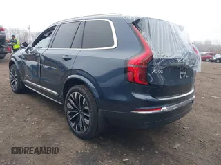 2025 Volvo XC90 with VIN YV4062PG4S1370195, listed as a IAAI auction lot 41912433 with 31 mi miles and . Bid and sale history available at DreamBid. Image 3.
