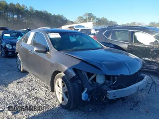 2010 Acura TSX with VIN JH4CU2F60AC029375, listed as a IAAI auction lot 41795711 with 166,009 mi miles. Bid and sale history available at carsss.com. Image 1.