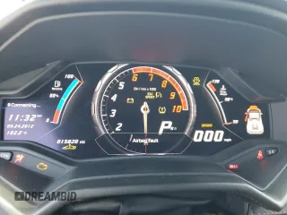 2016 Lamborghini Huracan LP 610-4 с VIN ZHWUR1ZF5GLA04553, выставлен на аукционе Copart как лот 57830675 с пробегом 15 820 миль миль и Списание • Salvage title. История ставок и продаж доступна на DreamBid. Изображение 9.