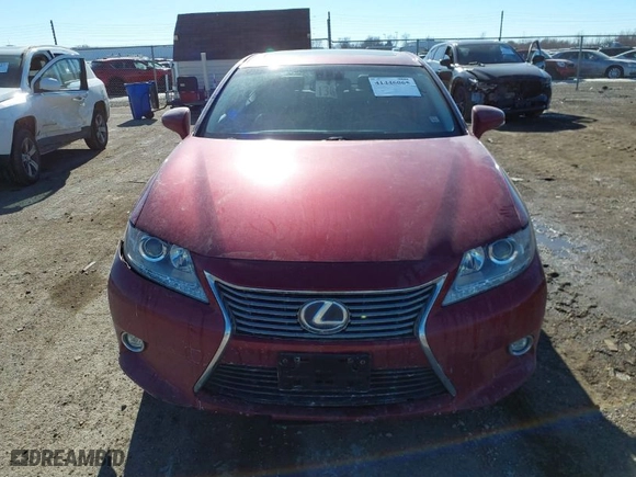 2014 Lexus ES 300h Hybrid with VIN JTHBW1GG6E2049309, listed as a IAAI auction lot 41446065 with 110,476 mi miles. Bid and sale history available at carsss.com. Image 12.