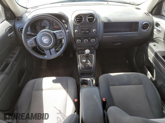 2016 Jeep Patriot Latitude with VIN 1C4NJPFA9GD648001, listed as a Copart auction lot 50245055 with 161,702 mi miles and Clean title. Bid and sale history available at DreamBid. Image 8.
