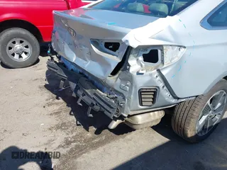 2019 Hyundai Sonata Limited z VIN KMHE34L32KA090514, wystawiony jako IAAI lot #41972794 z przebiegiem 54 602 mil mil oraz . Historia ofert i sprzedaży dostępna na DreamBid. Obrazek 6.