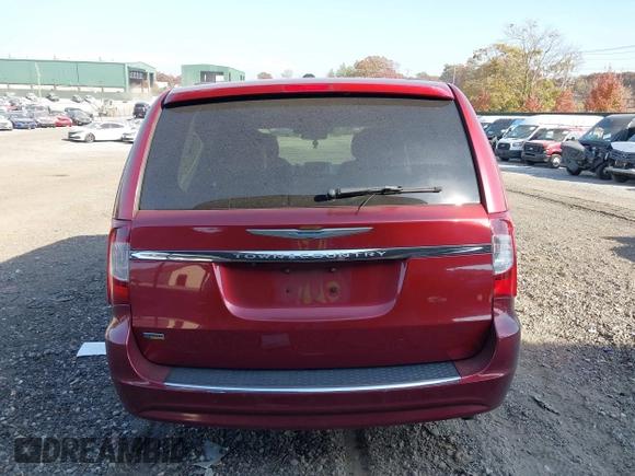 2015 Chrysler Town & Country Touring with VIN 2C4RC1BG8FR587965, listed as a IAAI auction lot 40741458 with 138,384 mi miles and . Bid and sale history available at carsss.com. Image 16.