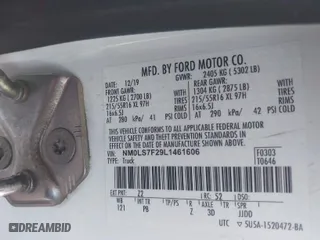 2020 Ford Transit Connect Van XLT with VIN NM0LS7F29L1461606, listed as a IAAI auction lot 40983608 with 100,421 mi miles. Bid and sale history available at carsss.com. Image 9.