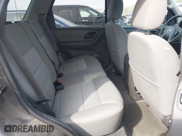 2005 Ford Escape Hybrid with VIN 1FMCU96H55KC23712, listed as a IAAI auction lot 41709080 with 164,281 mi miles and . Bid and sale history available at DreamBid. Image 8.