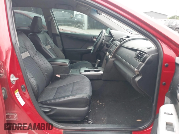2013 Toyota Camry L with VIN 4T1BF1FK1DU662864, listed as a IAAI auction lot 42035529 with 235,460 mi miles. Bid and sale history available at carsss.com. Image 5.